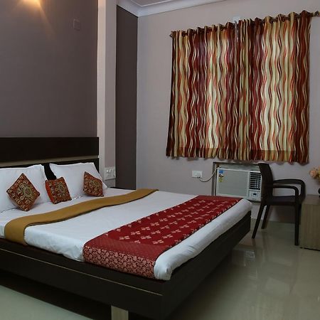 Hotel Shubh Laxmi Udaipur Εξωτερικό φωτογραφία