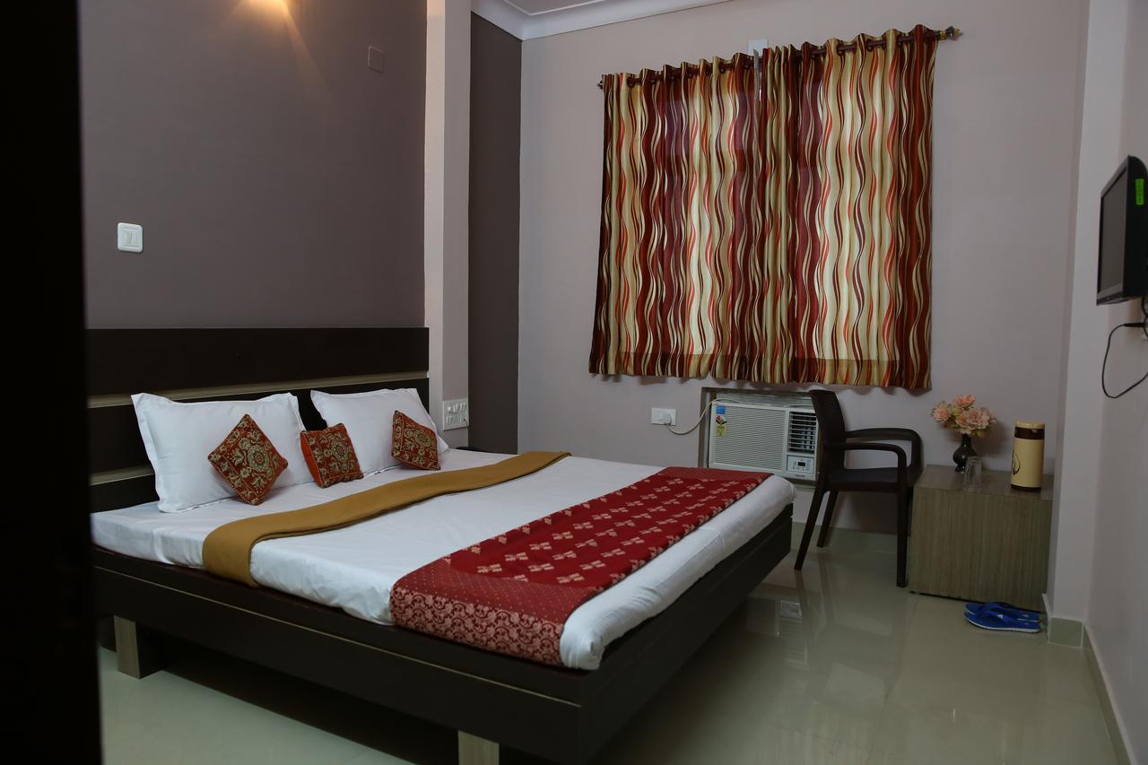 Hotel Shubh Laxmi Udaipur Εξωτερικό φωτογραφία